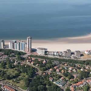 Strandappartementen De Gulden Stroom, Onilio